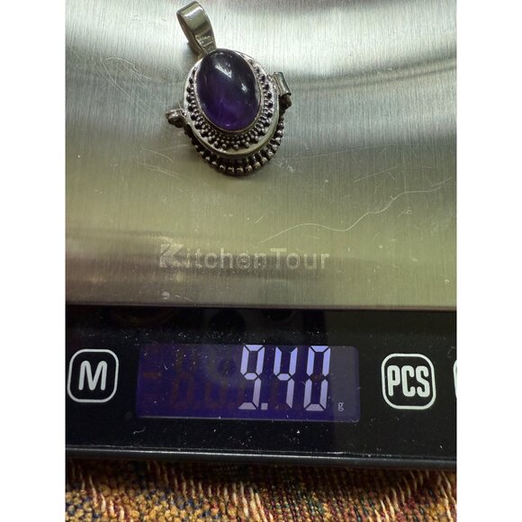 Sterling Silver Oval Amethyst Poison Pendant Locket Hinged Compartment - Picture 7 of 7